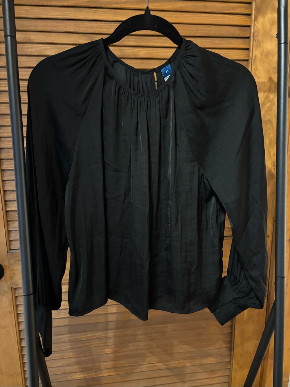 Old Navy Black Gathered Yoke Long-Sleeve Blouse